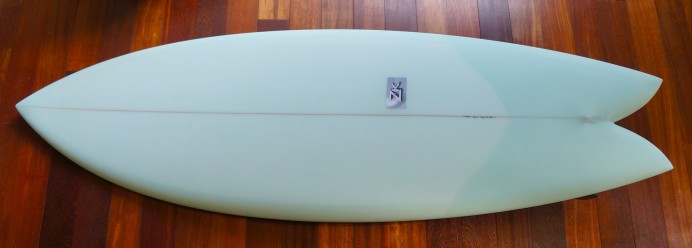 Twin fin Keel fish